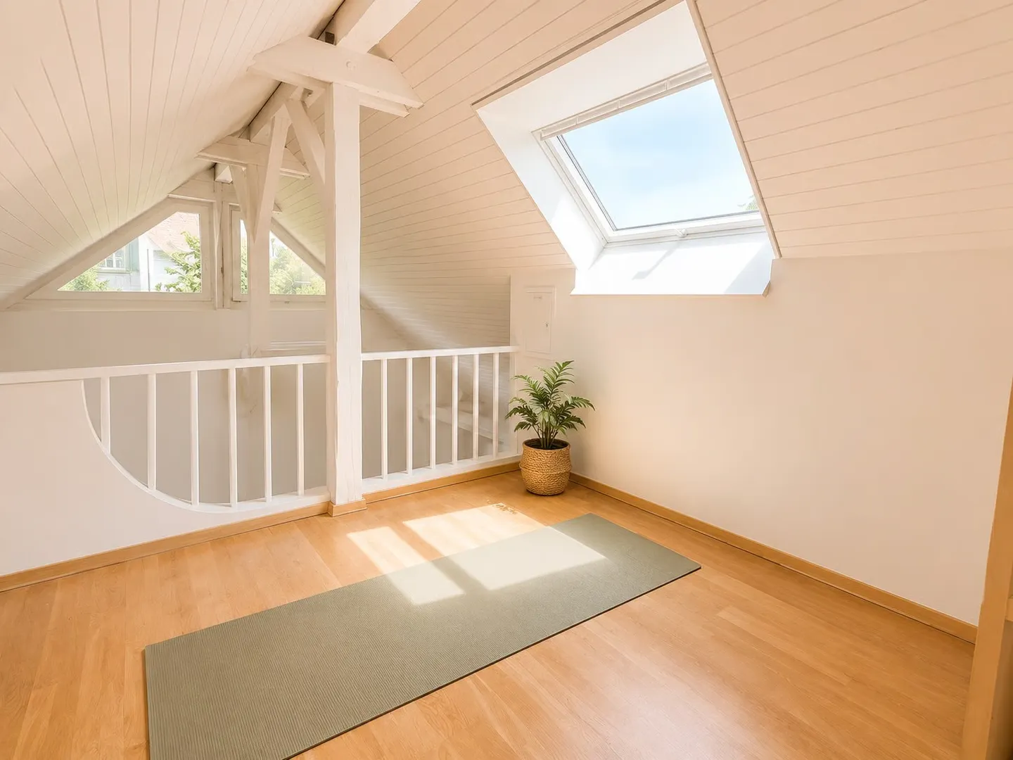 Penthouse with Gallery - Photo 14 of 15