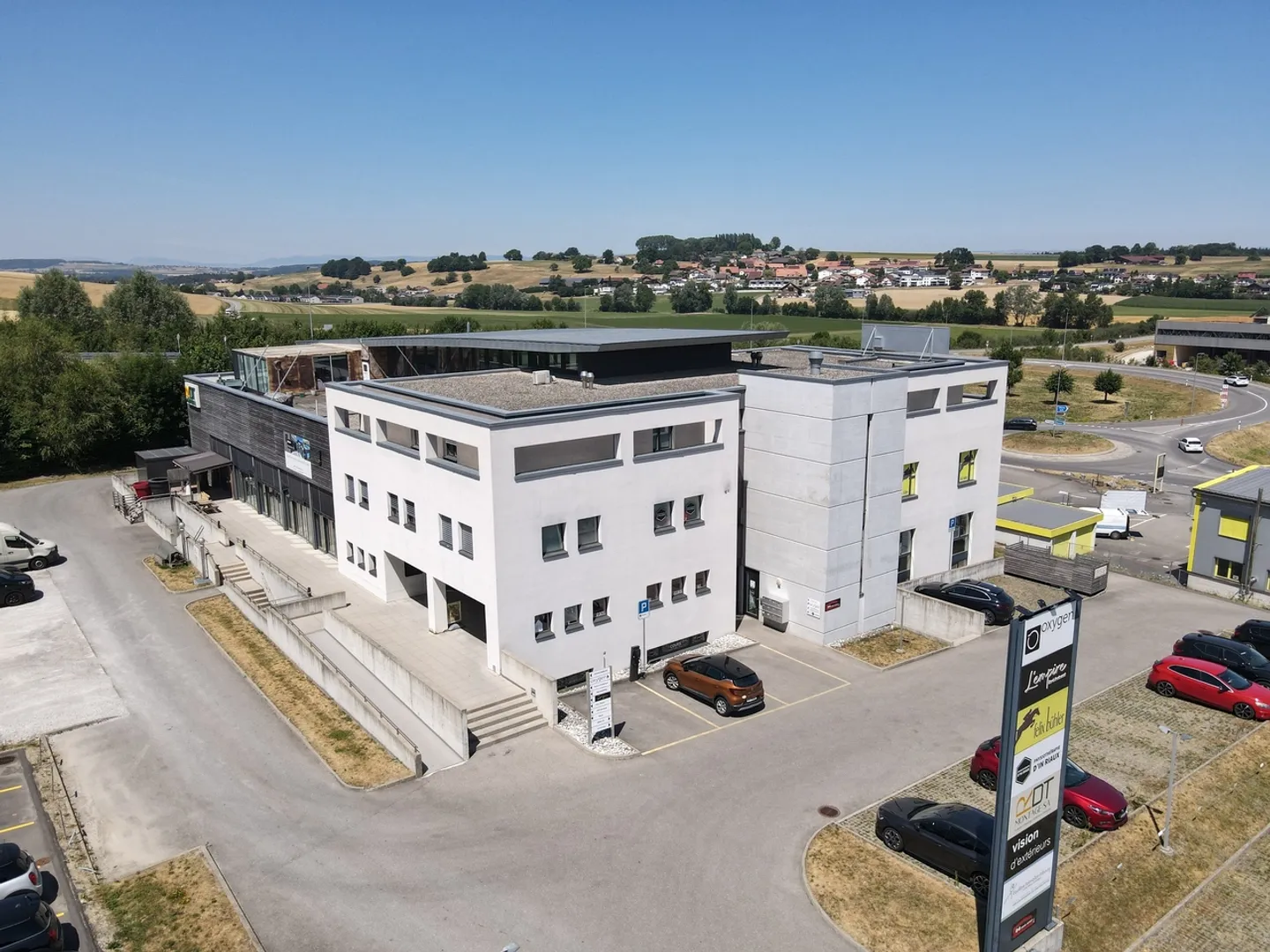 Industriezone Farvagny - Lokal mit 200 m2 - Photo 3 of 5