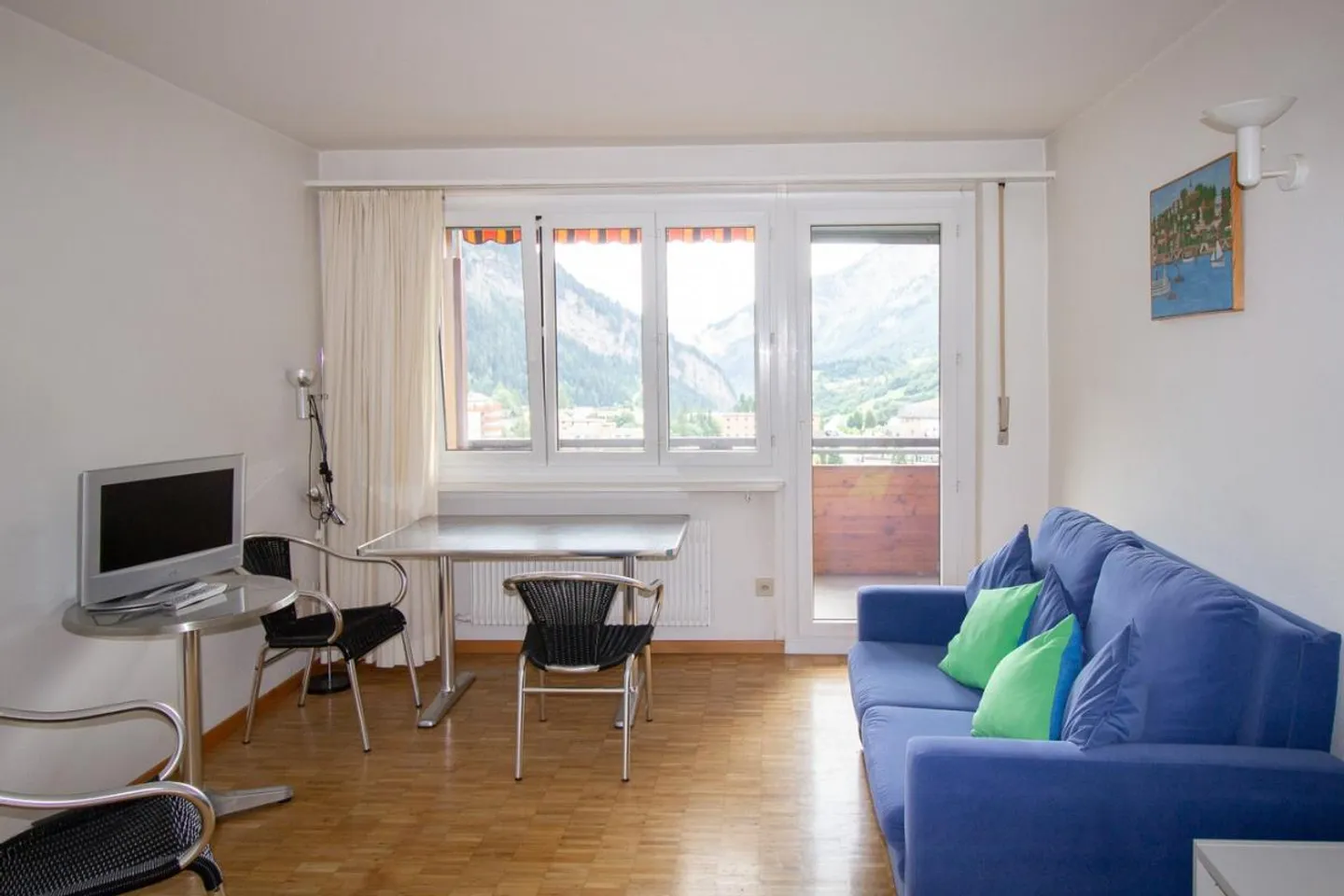 "Appartamento S 04, studio luminoso e accogliente con balcone sud" - Foto 1 di 7