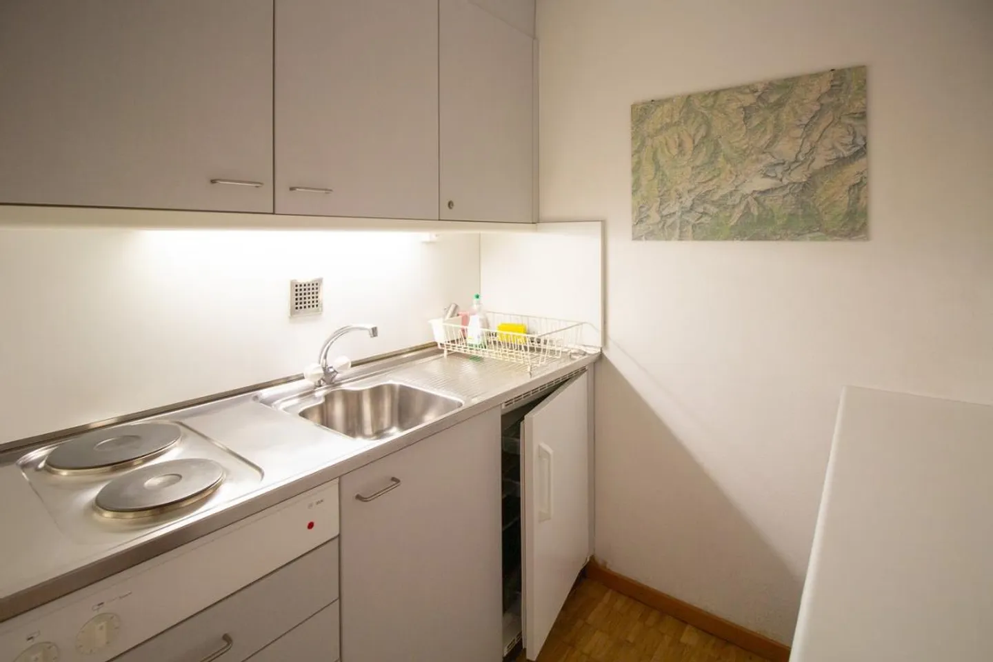 "Appartamento S 04, studio luminoso e accogliente con balcone sud" - Foto 4 di 7