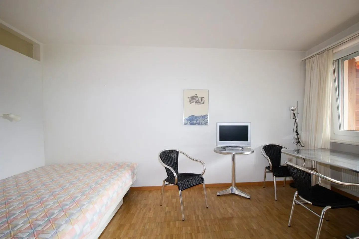 "Appartamento S 04, studio luminoso e accogliente con balcone sud" - Foto 6 di 7