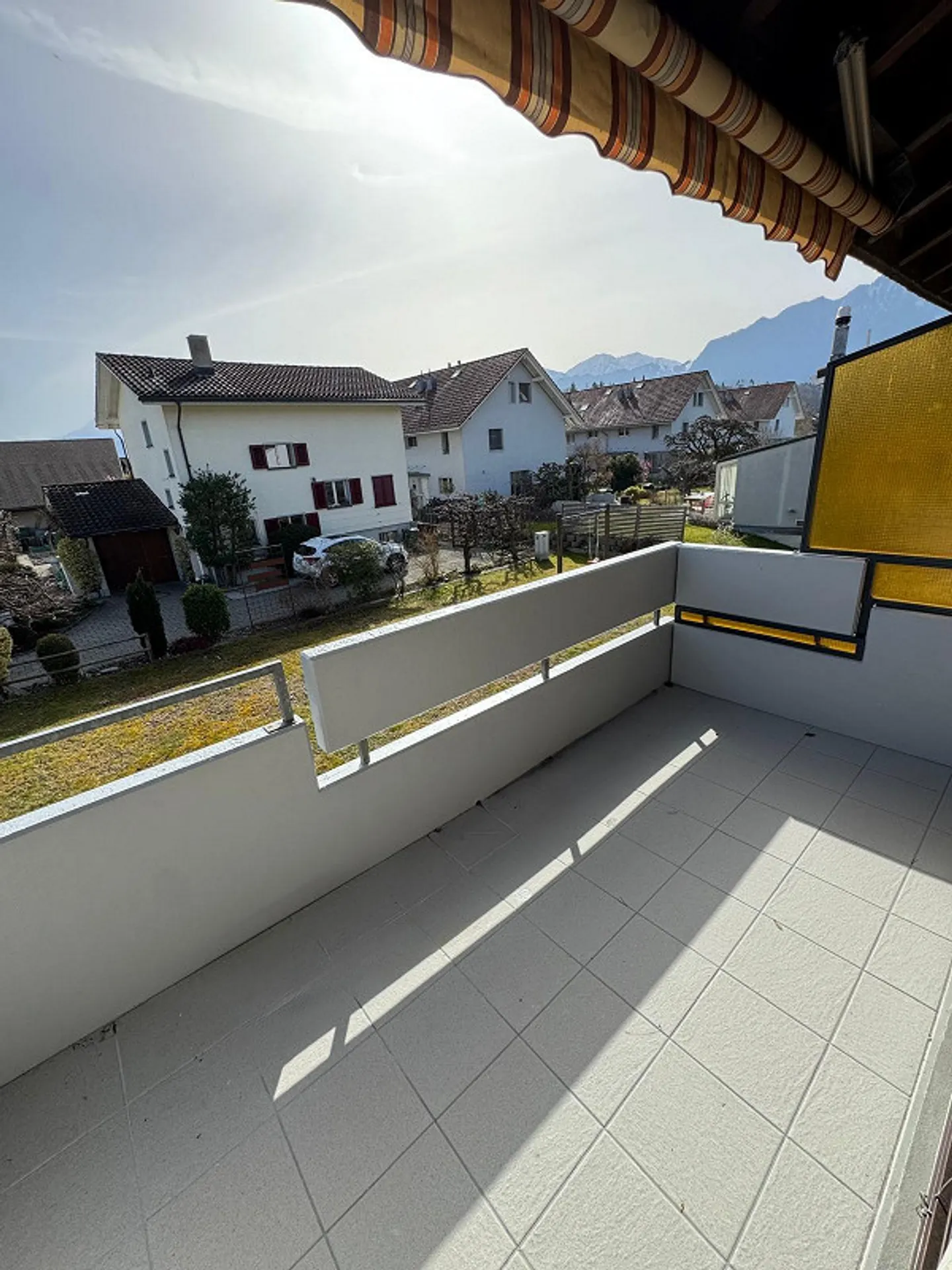 Primo affitto dopo la ristrutturazione con standard di proprietà e vista sulle montagne - Foto 5 di 8