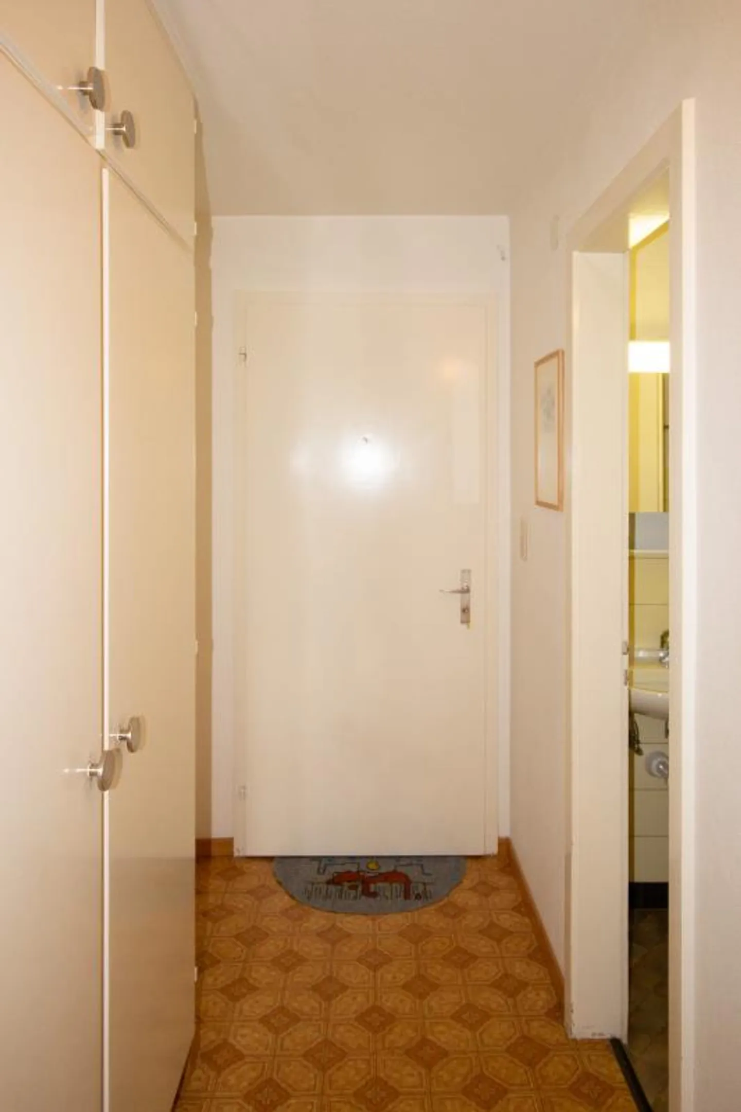 "Appartamento S 04, studio luminoso e accogliente con balcone sud" - Foto 7 di 7