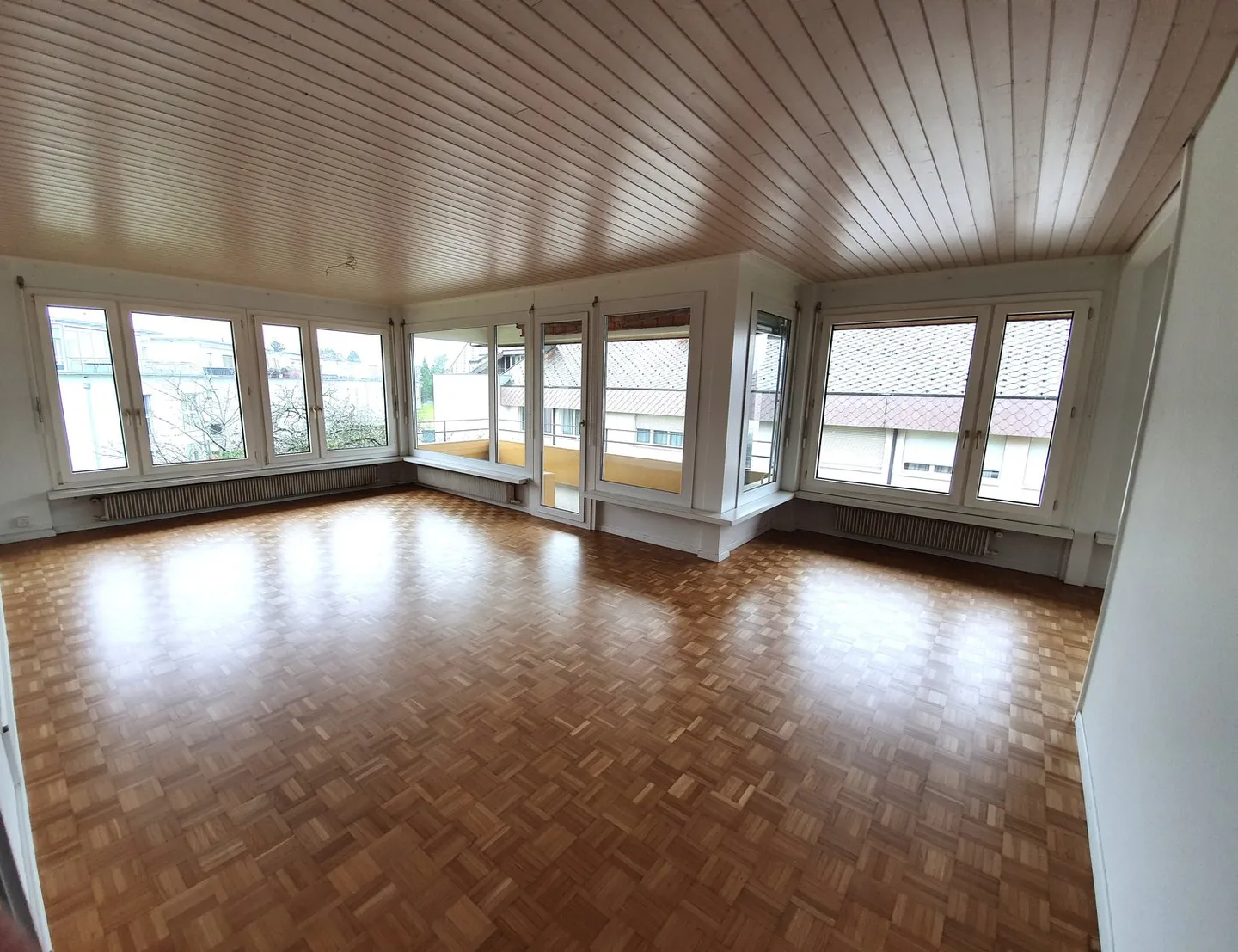 4.5-room apartment in Gerolfingen - Photo 3 of 8