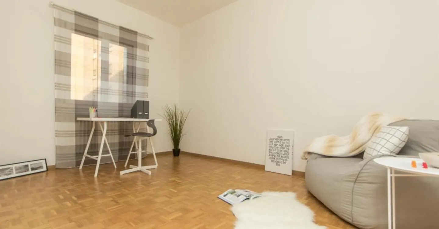 Charming and renovated near the city center - Photo 7 of 8