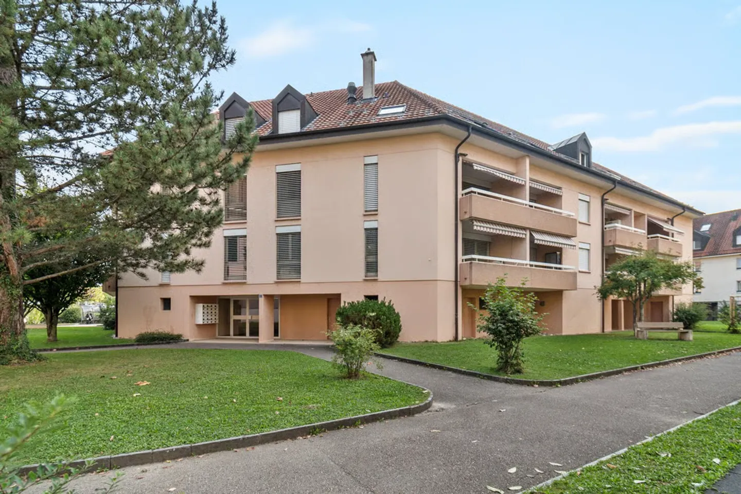 Charmant appartement 3.5 pièces - Photo 1 sur 5