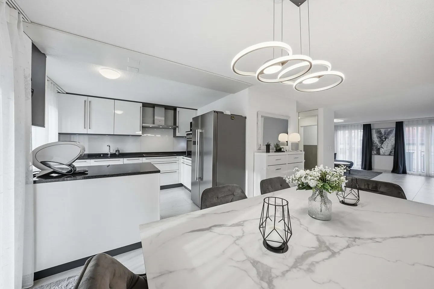 Charmante 4.5-Zimmer-Wohnung - Foto 2 von 11