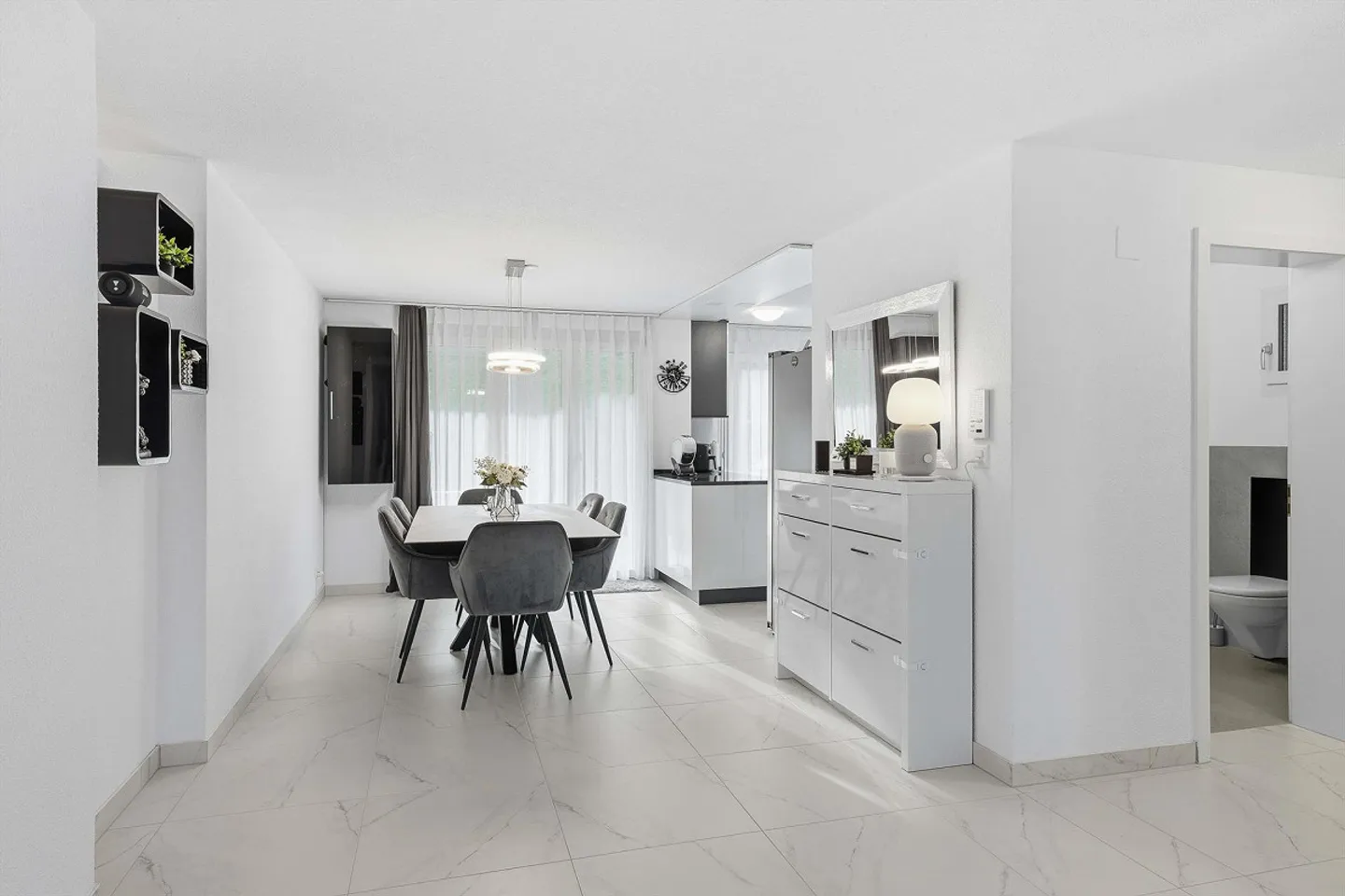 Charmante 4.5-Zimmer-Wohnung - Foto 3 von 11