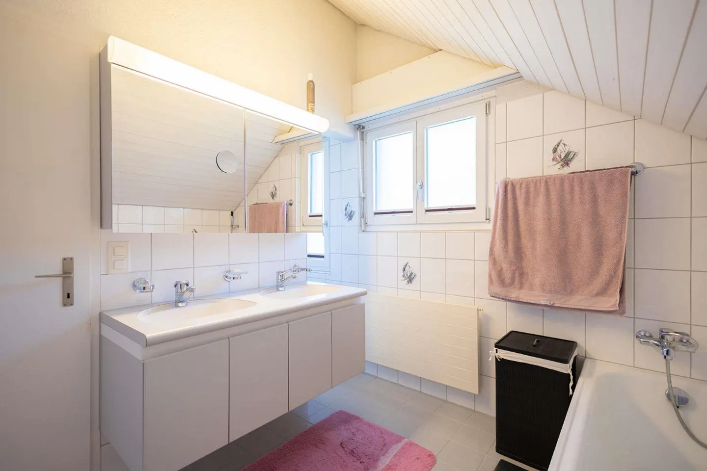 Casa unifamiliare indipendente di 5,5 stanze a Nürensdorf - La tua casa... - Foto 9 di 13