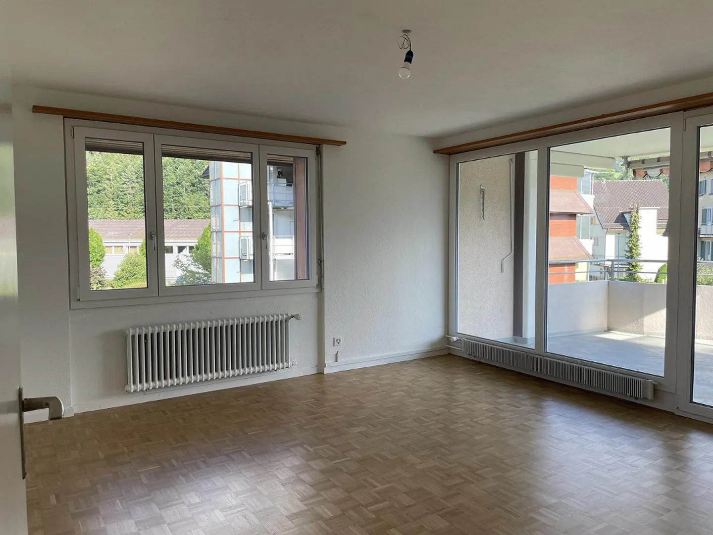 4.5 Zimmerwohnung 2. OG - Foto 3 von 14