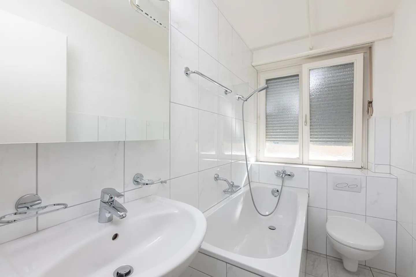 Beautiful 2-room apartment for rent - Photo 6 of 8
