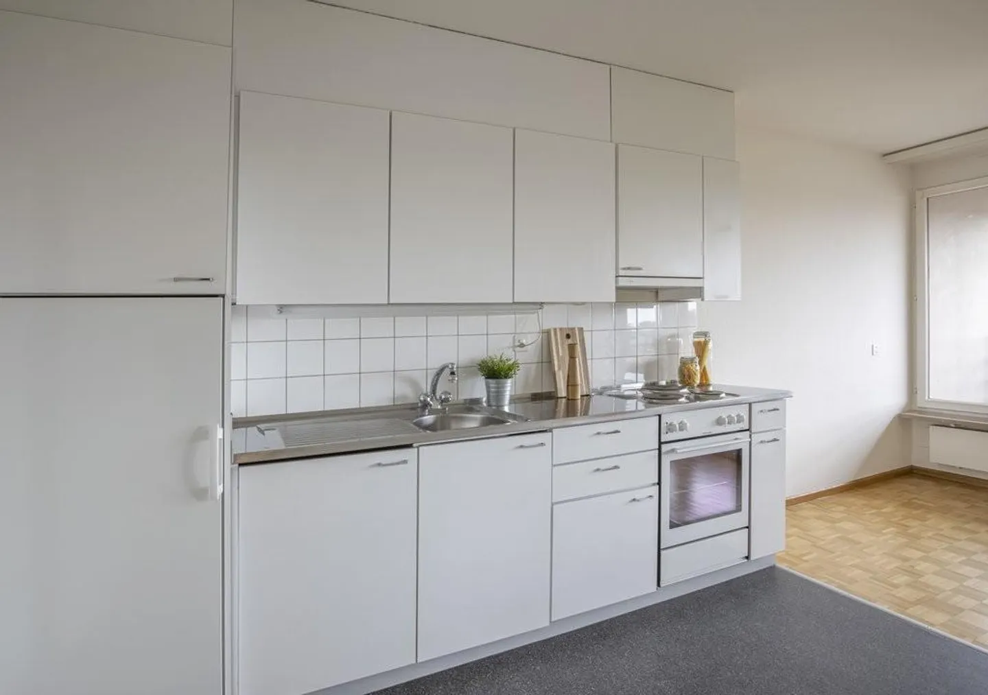 Wohnung mit Aussicht in Aesch - Foto 2 von 9