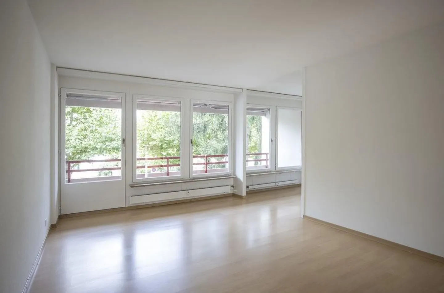 Wohnung mit Aussicht in Aesch - Foto 7 von 9