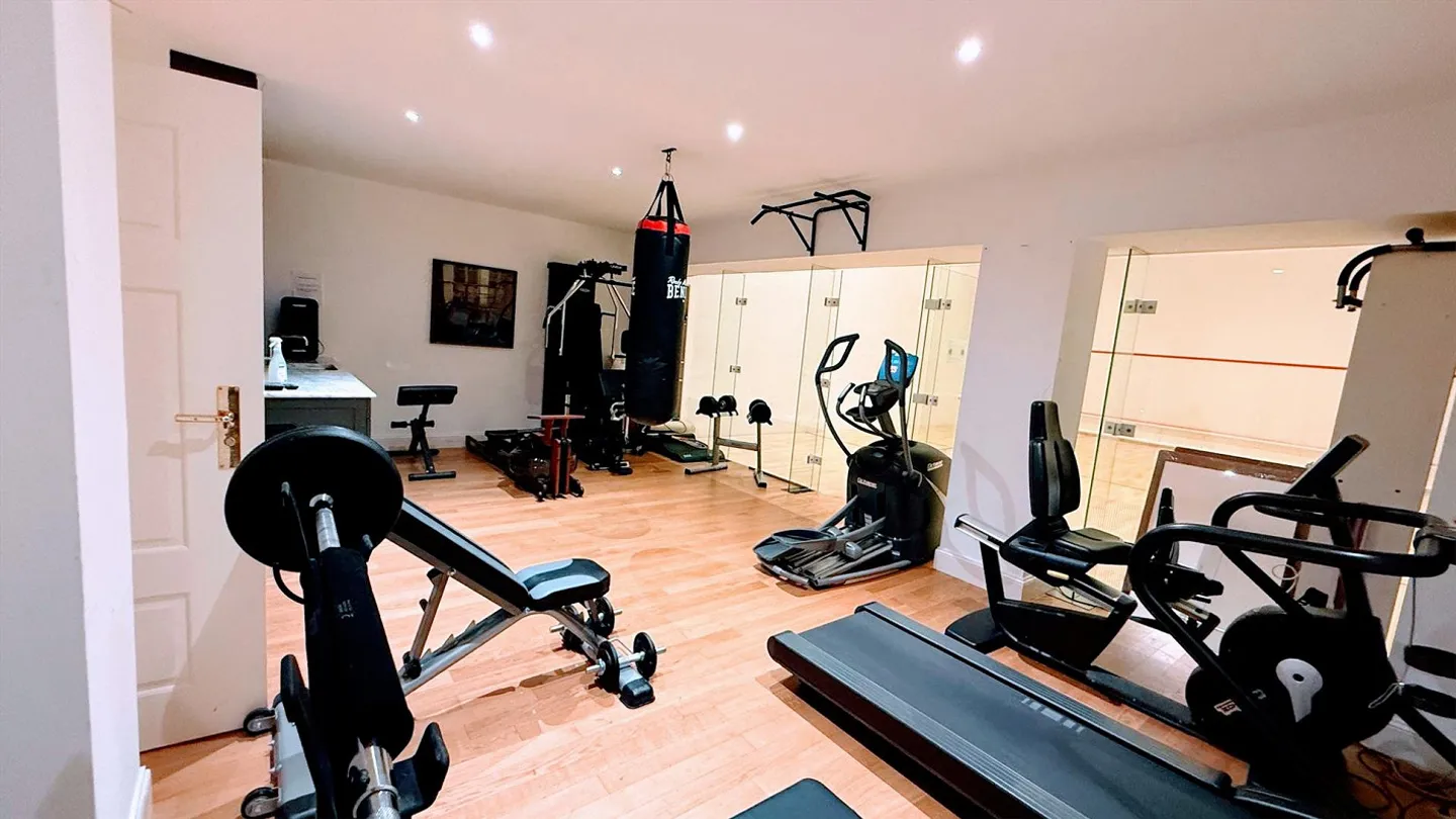 Luxury Apartment in Zurich - Photo 12 of 12