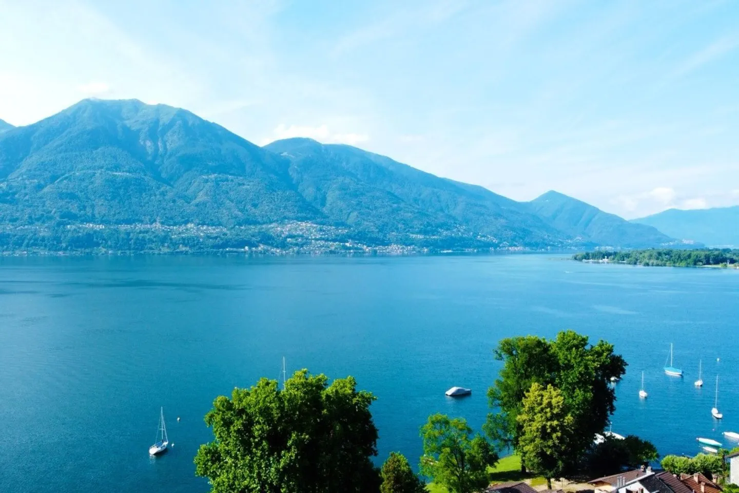 Bright 3.5-room apartment in Minusio for rent - Photo 1 of 12