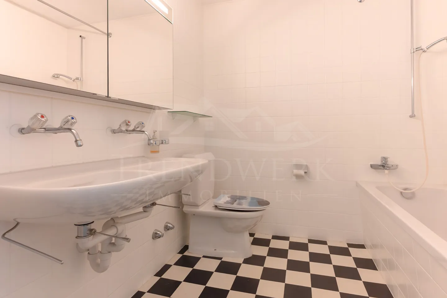 Appartement 4.5 pièces à Münchenbuchsee. Réfléchi, lumineux et accueillant. - Photo 8 sur 14