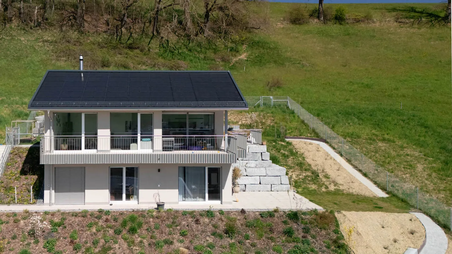 4.5-Room Single-Family House with Fantastic View - Photo 2 of 15