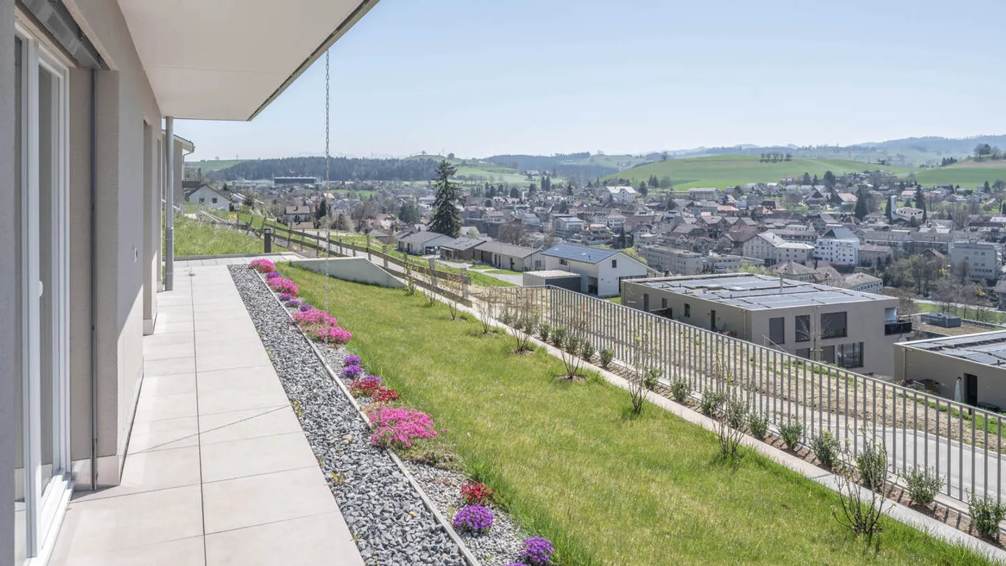 4.5-Room Single-Family House with Fantastic View - Photo 7 of 15