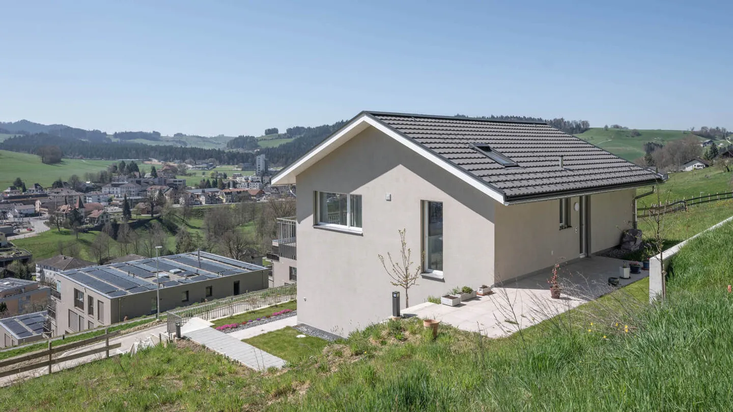 4.5-Room Single-Family House with Fantastic View - Photo 8 of 15