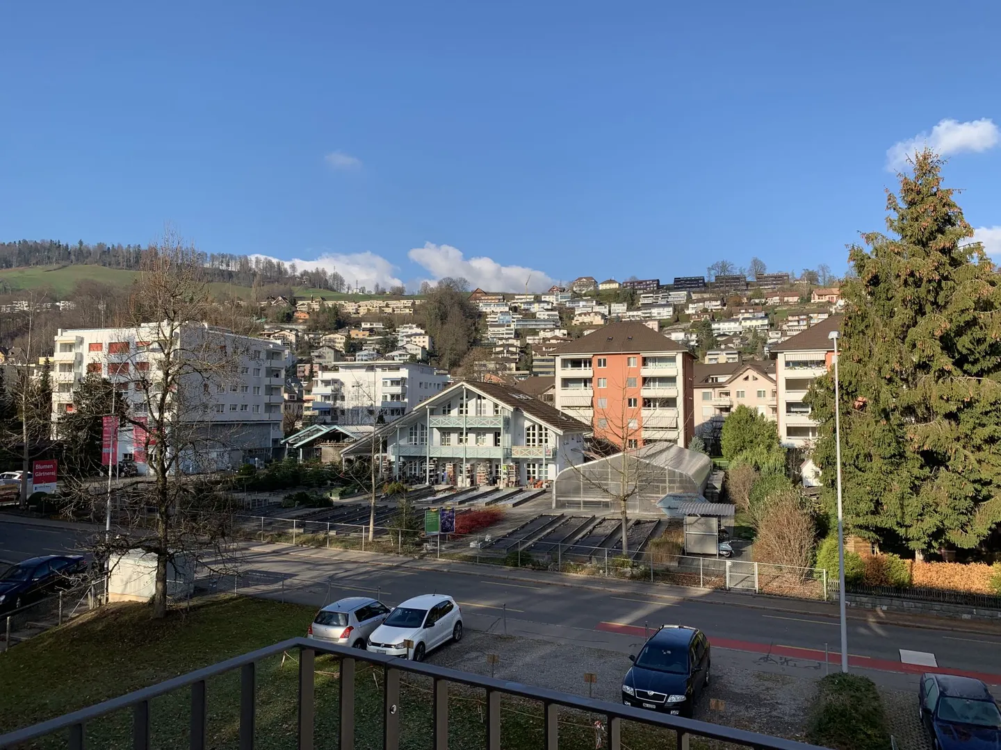 Modern 2.5-room apartment in the center of Kriens - Photo 8 of 9