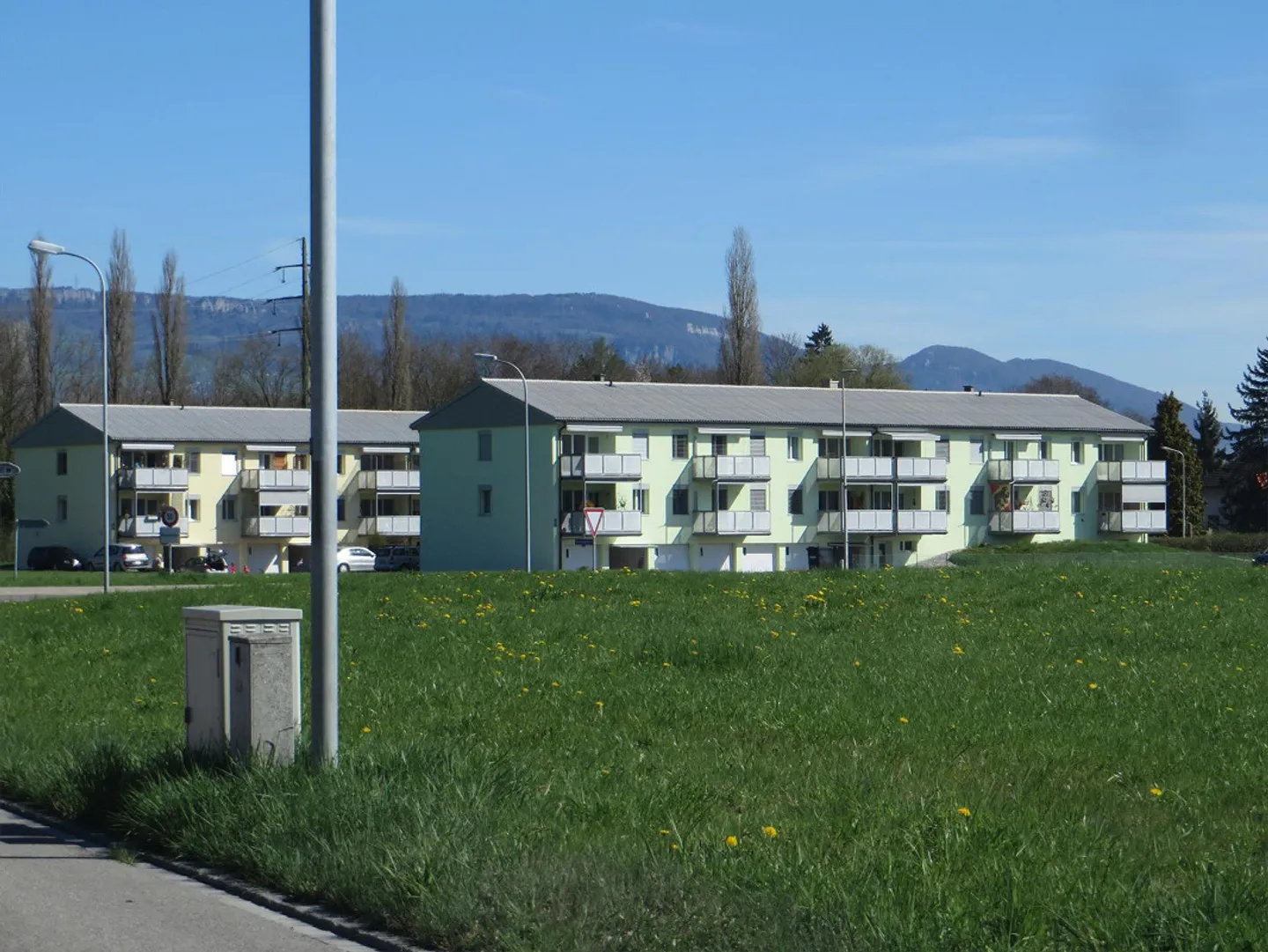 Charmante Wohnung mit Balkon - Foto 2 von 9