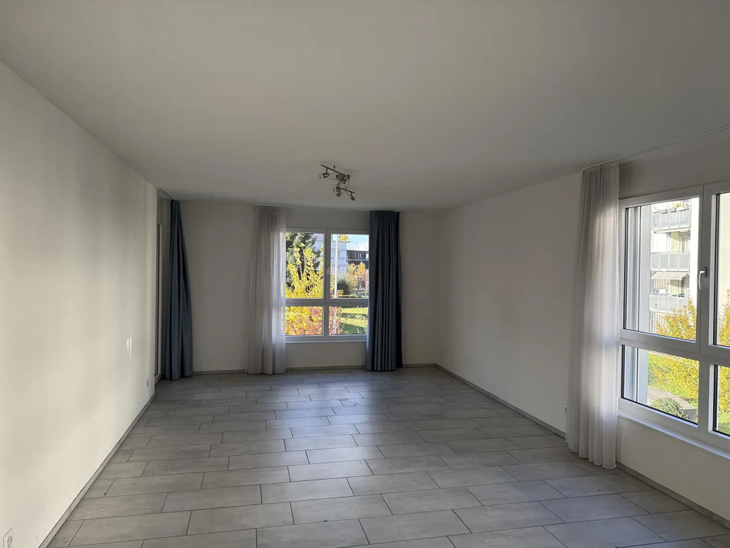 Modern 2.5-room apartment with good connections - Photo 4 of 6