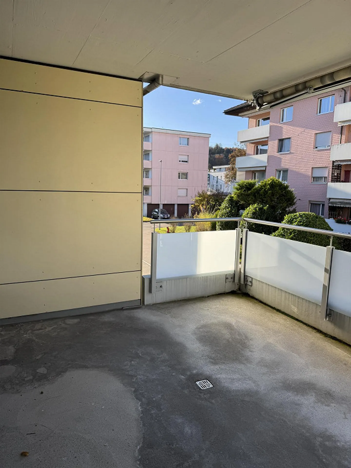 Modern 2.5-room apartment with good connections - Photo 5 of 6