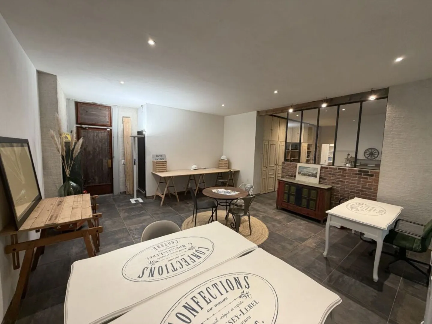 Office for rent for architect - Photo 3 of 5