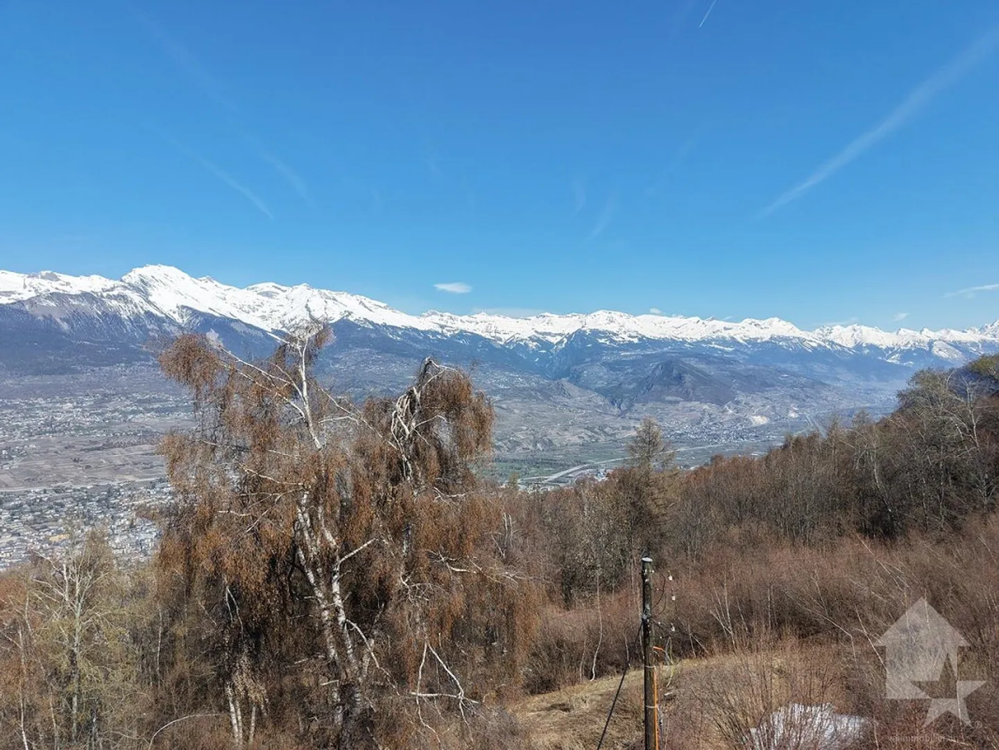 Chalet with Mountain Views - Photo 2 of 5