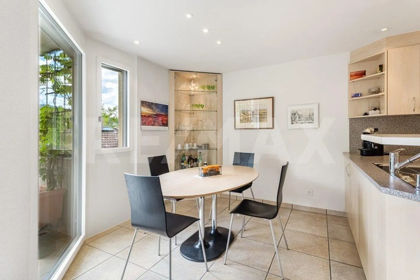 Attractive 4½-room apartment in the heart of Horw - Photo 9 of 13