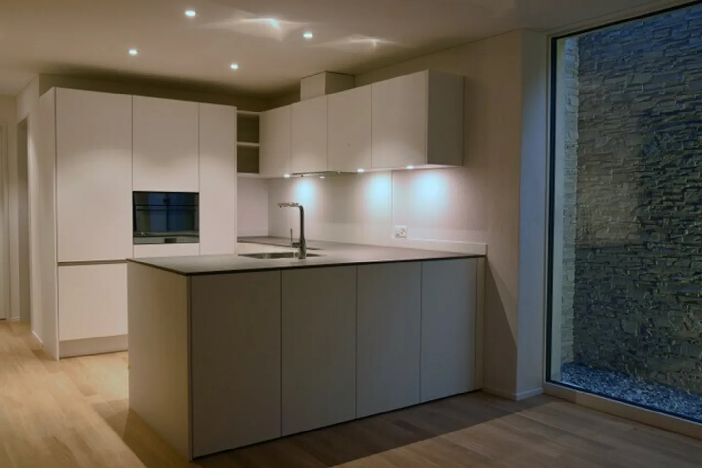 Appartement luxueux 3.5 pièces - Photo 3 sur 15