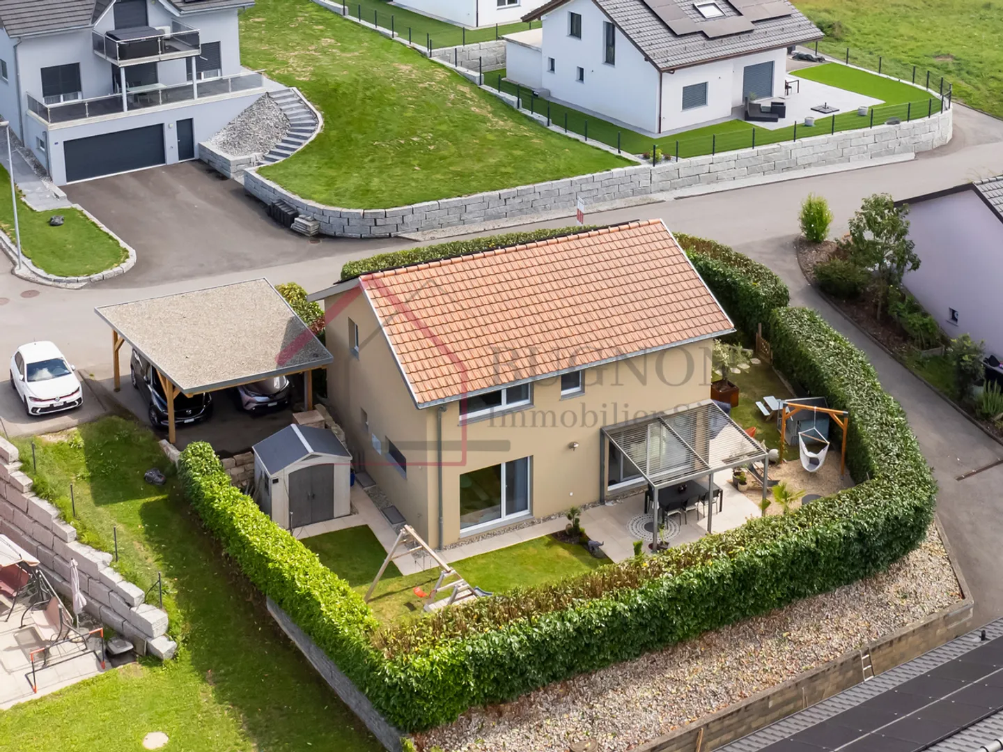 villa indipendente di 4,5 stanze - Foto 1 di 15