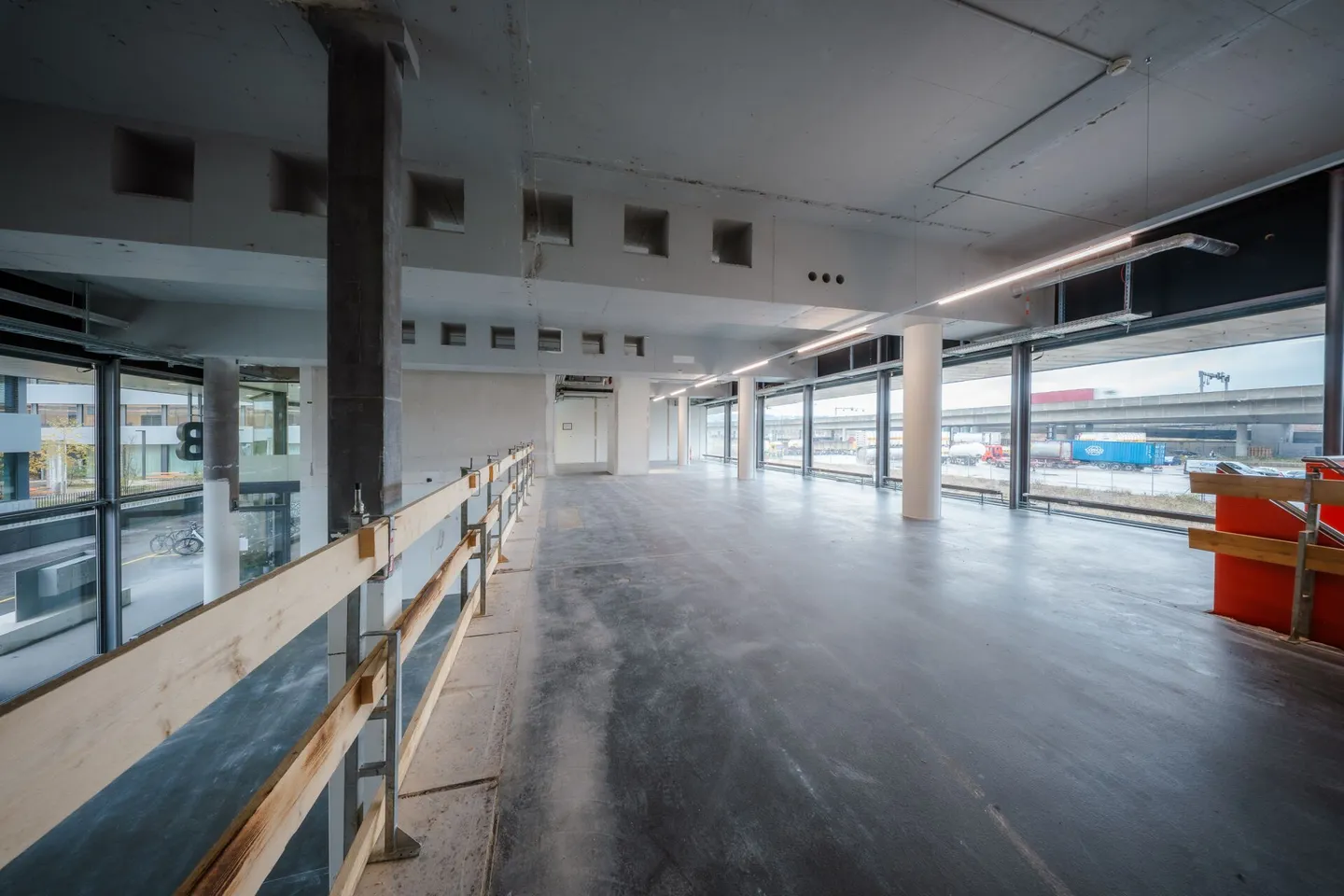 Flexible Gewerbefläche im Stücki Park - Foto 3 von 7