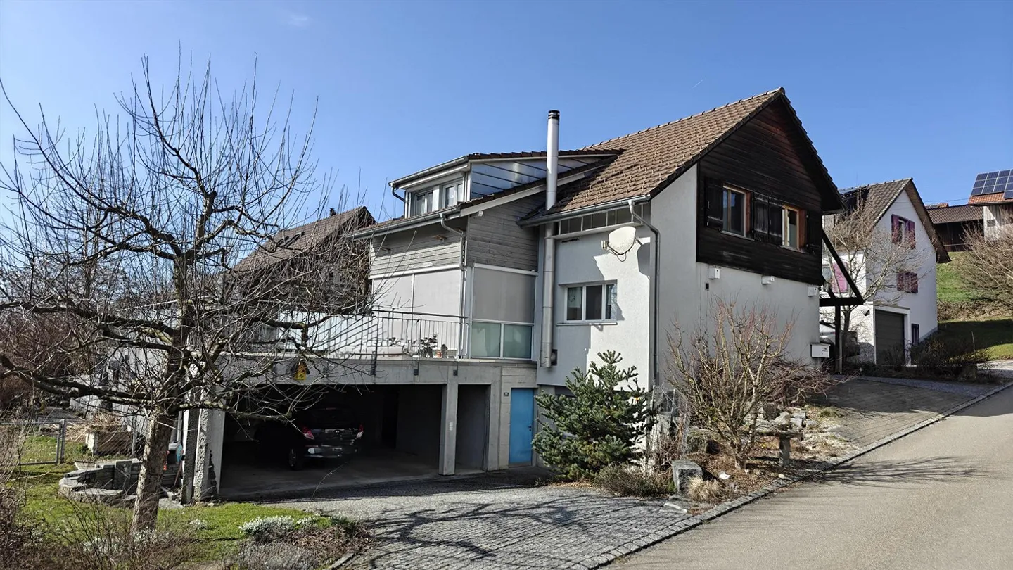 Casa unifamiliare di 6 1/2 stanze - Foto 1 di 30