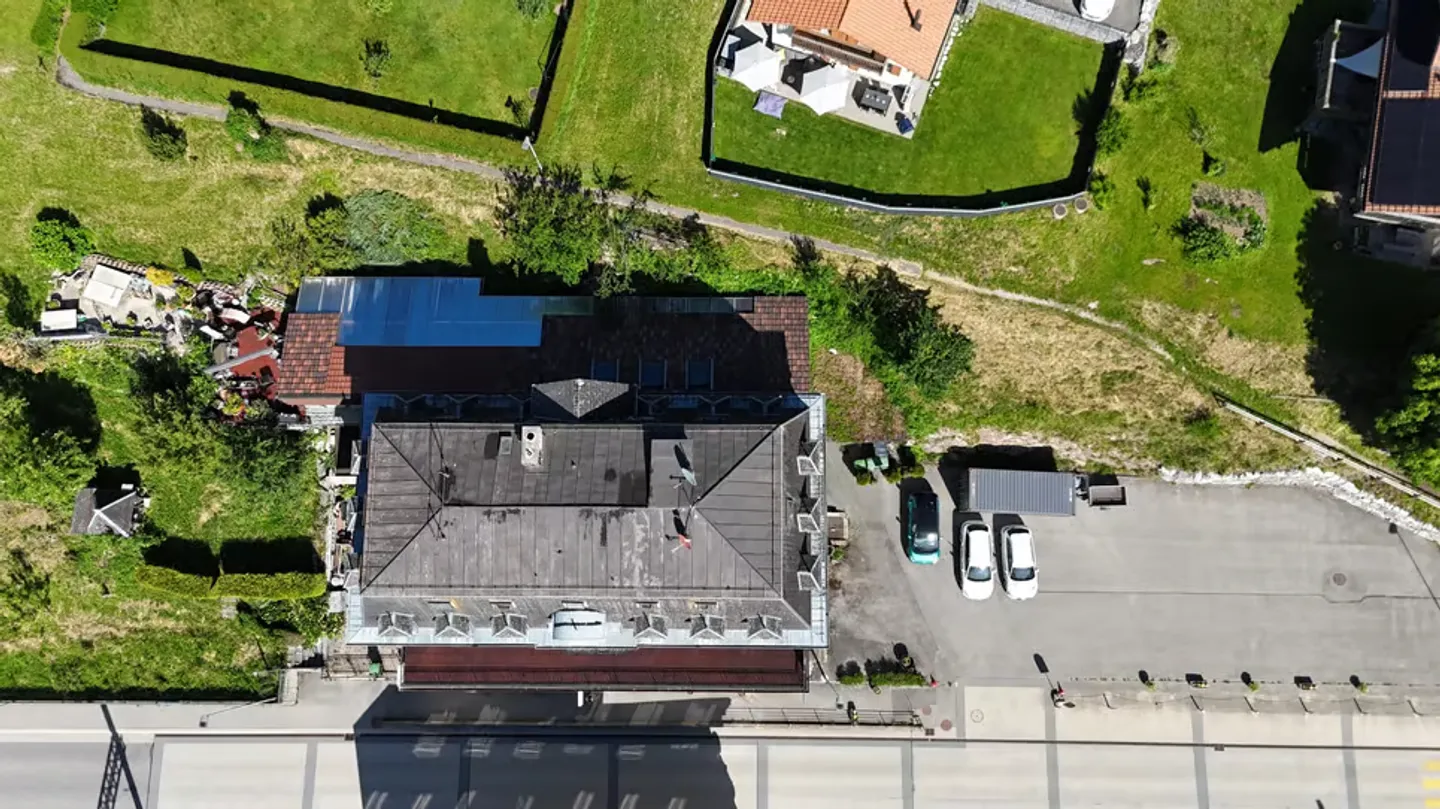 Altes Charakterhotel mit bebaubarem Land? Großes Potenzial zur Verbesserung - Foto 4 von 13