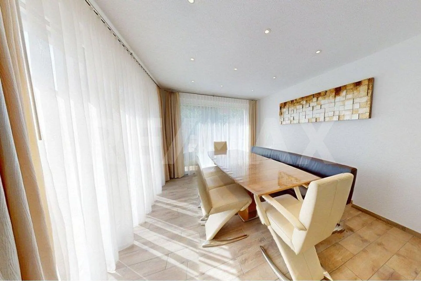 Vie familiale avec une architecture exclusive (approuvé par la banque) - Photo 4 sur 13