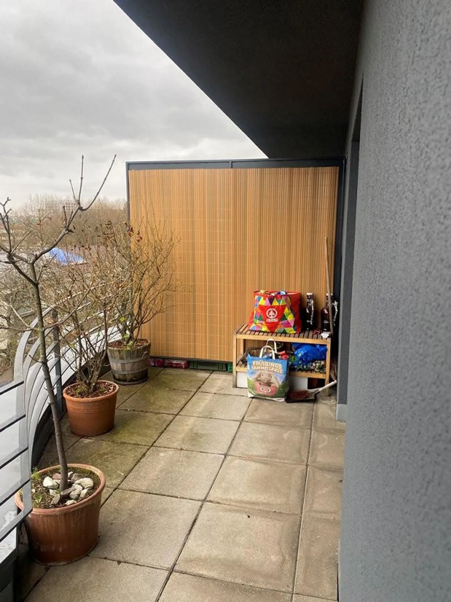 Appartement moderne de 4,5 pièces avec deux balcons - Photo 11 sur 12