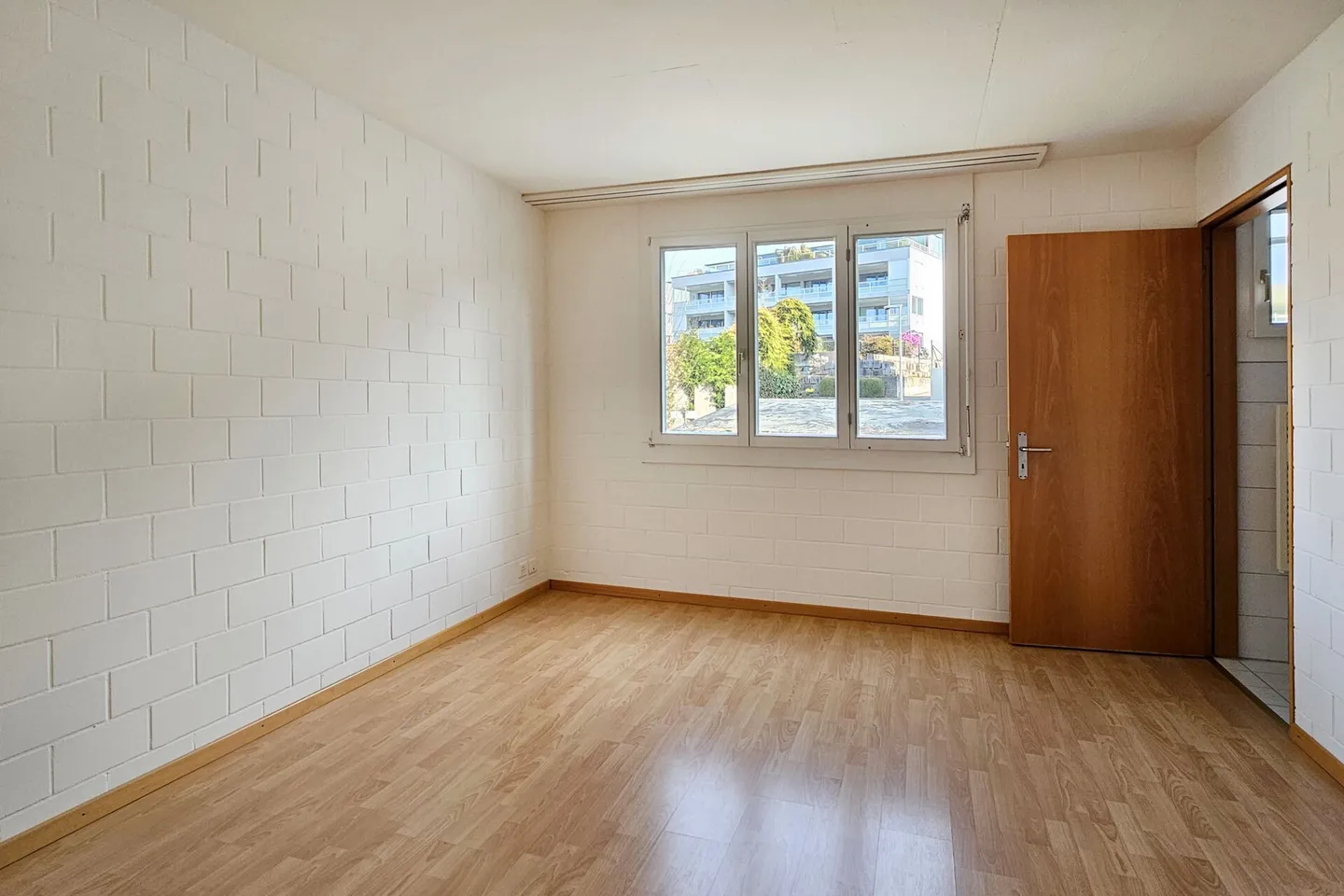 Casa a schiera in un quartiere residenziale adatto alle famiglie - Foto 4 di 12