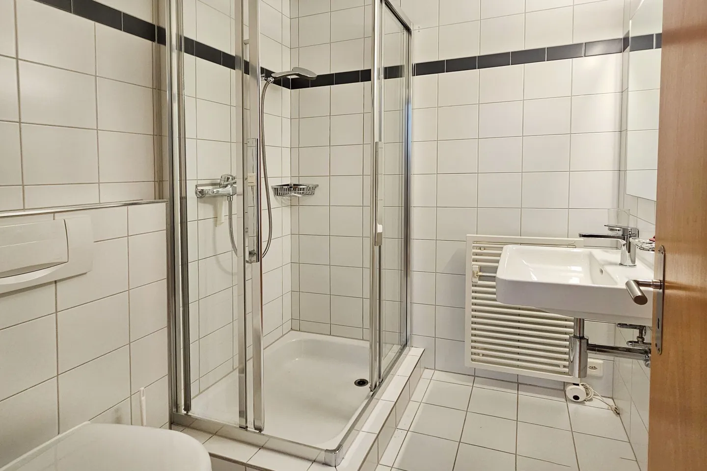 Casa a schiera in un quartiere residenziale adatto alle famiglie - Foto 7 di 12