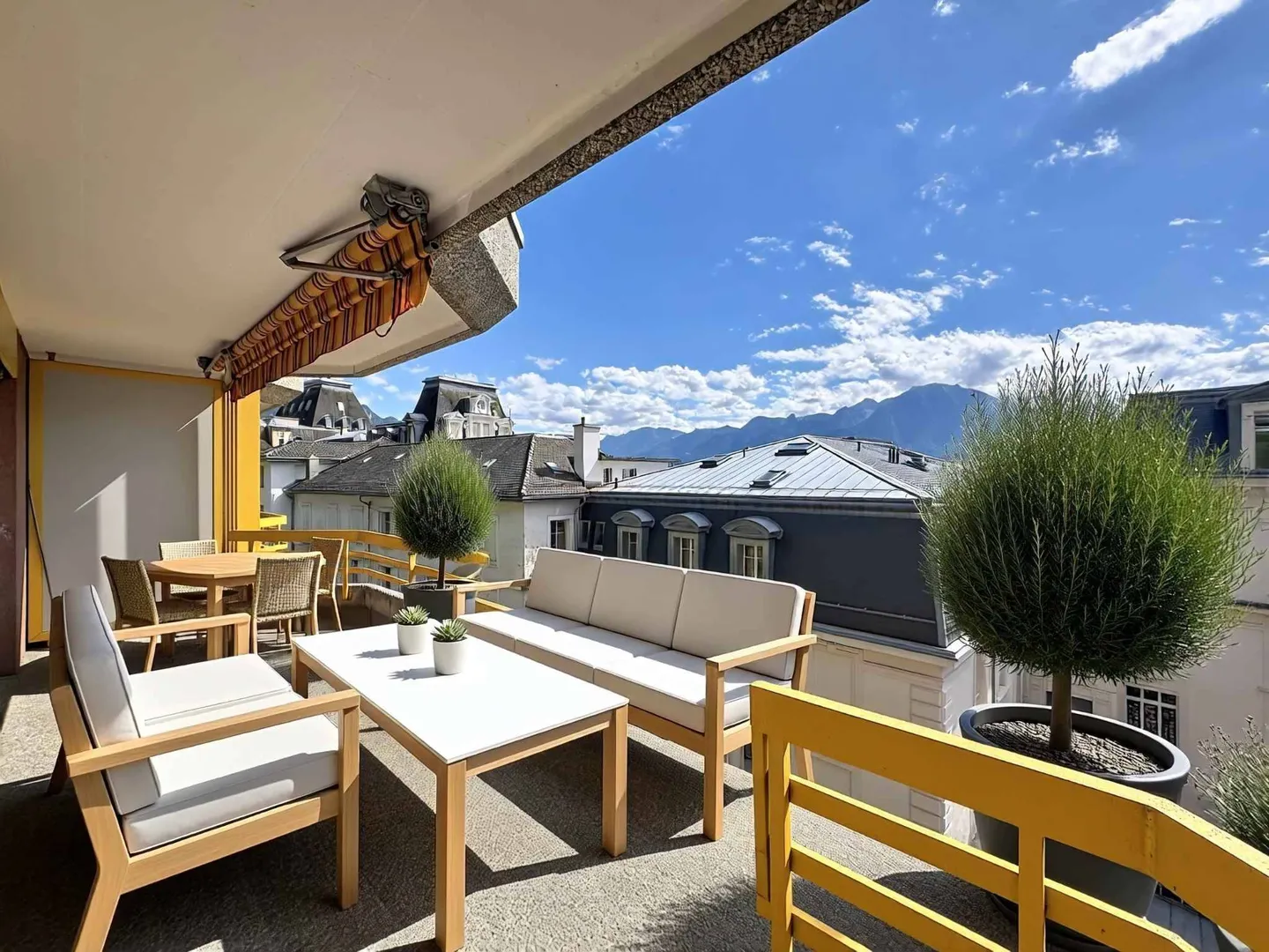 Appartement spacieux avec balcon - Photo 2 sur 13