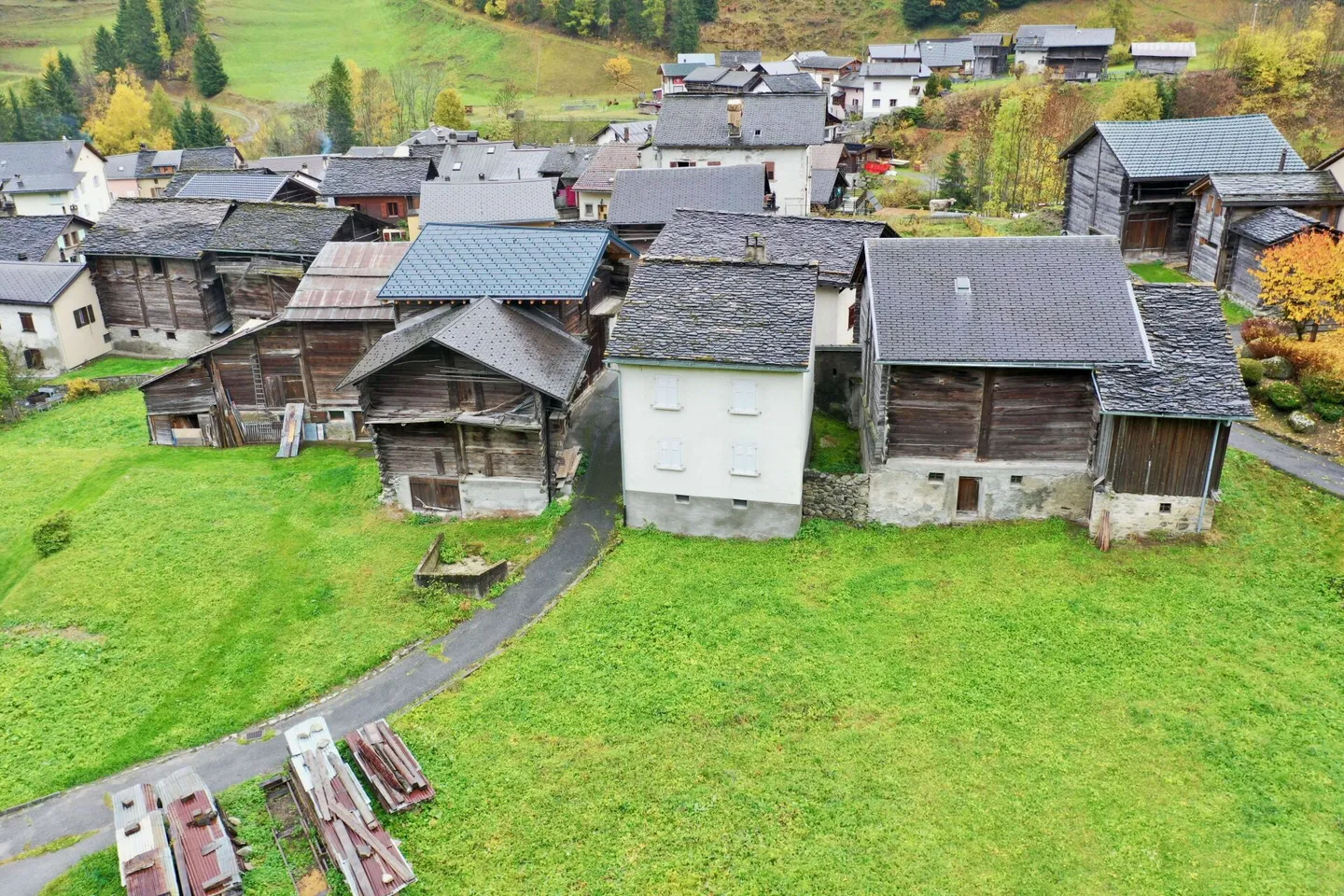 Praz-de-Fort - Beautiful village house for renovation, in the heart of the village. - Photo 22 of 25
