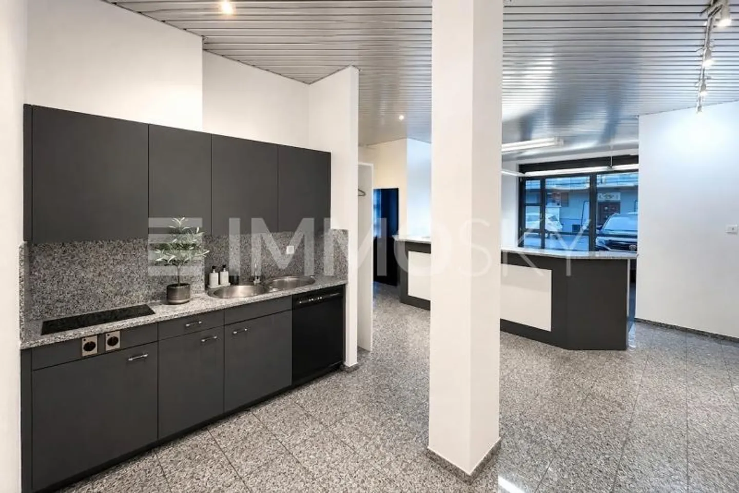 Ici, vous pouvez démarrer votre entreprise - Photo 2 sur 5