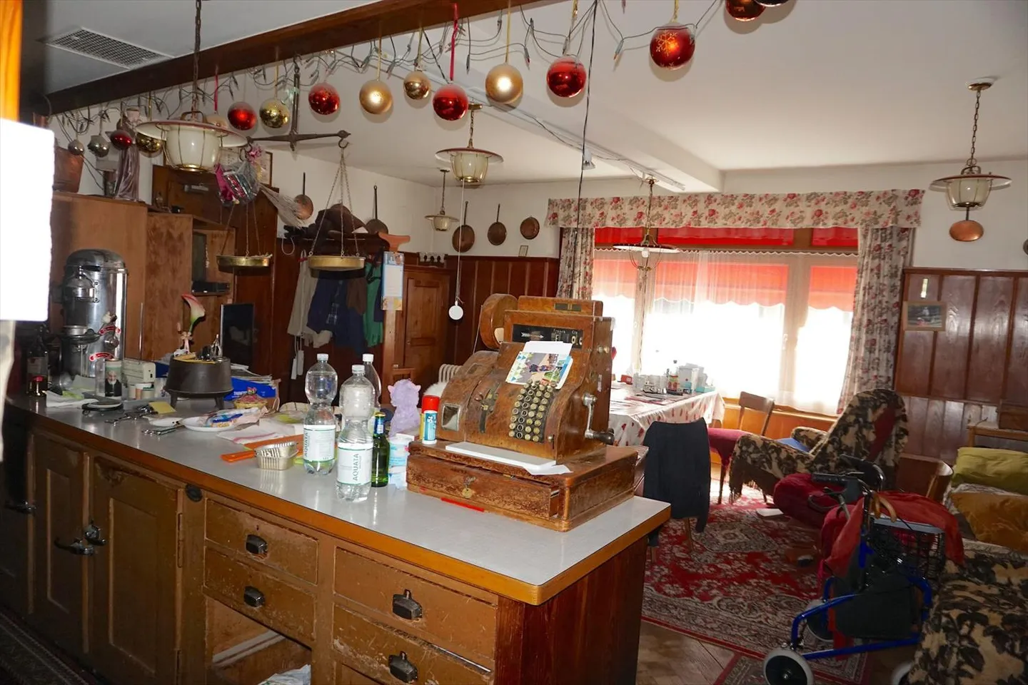 ARI-248 Pour Investisseurs - Immeuble Résidentiel - Surface Utile Totale 1'179 m2 - Volume de Construction 3'227 m3 - Grenier Aménageable - Delémont, Centre - Photo 6 sur 13