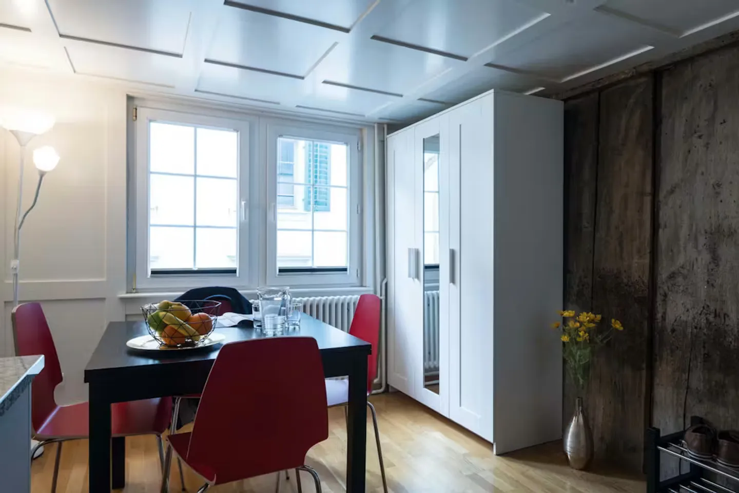 Charming Chalet in Zug - Photo 2 of 10