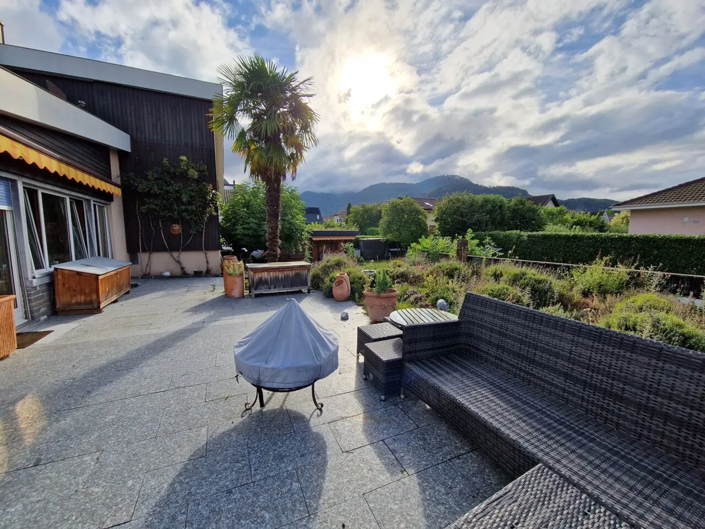 Geräumige Einzelimmobilie mit Arztpraxis - Foto 8 von 13