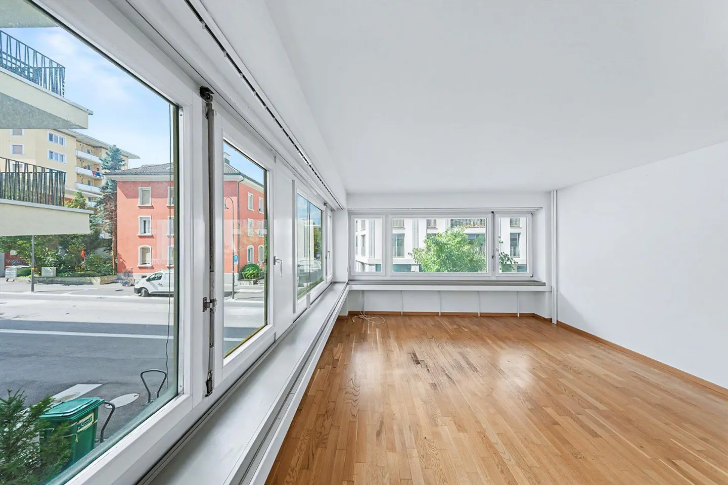 Shop (Ground Floor, 78 m2) at Rorschach's Top Address - Photo 11 of 16