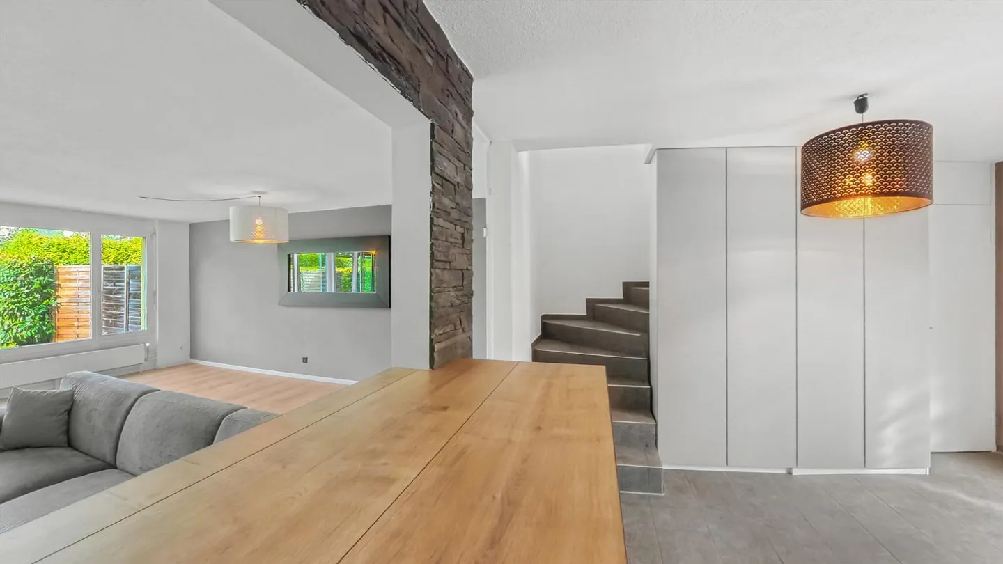 Charming 4.5-Room Semi-Detached House in Wettingen - Photo 5 of 22