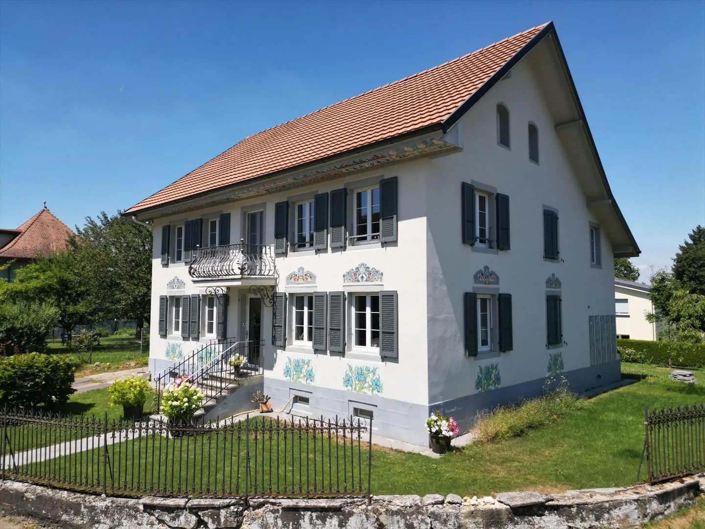 House with Character and Charm in Vendlincourt. - Photo 1 of 13