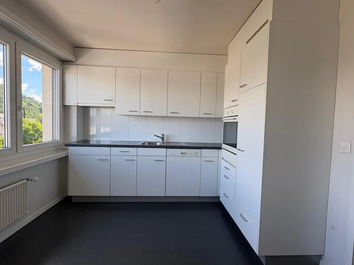 Zentrale 4-Zimmerwohnung in Burgdorf - Foto 2 von 12