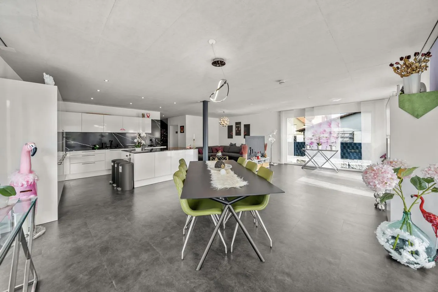 Spacious single-family home with many possibilities in Möhlin - Photo 5 of 12